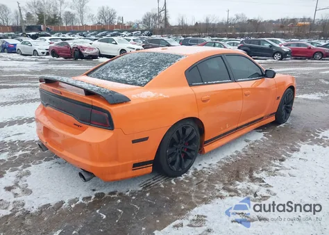2014 Dodge Charger Srt8 из США, поврежденный, VIN 2C3CDXEJ6EH165537
